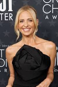 SARAH MICHELLE GELLAR