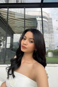 ADZWA AURELL