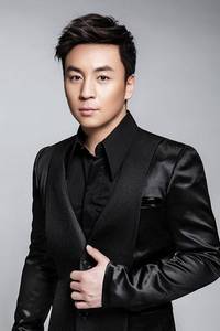 ASHTON CHEN